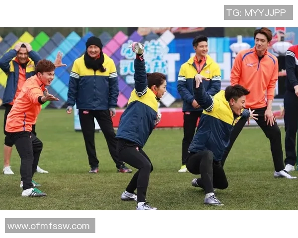 经典足球明星同框瞬间回顾那些年我们追逐的绿茵传奇