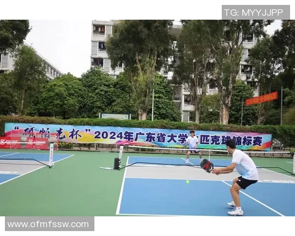 广州羽毛球队与西安羽毛球队赛后分析力量对比与战术探讨 广州羽毛球队与西安羽毛球队赛后分析力量对比与战术探讨