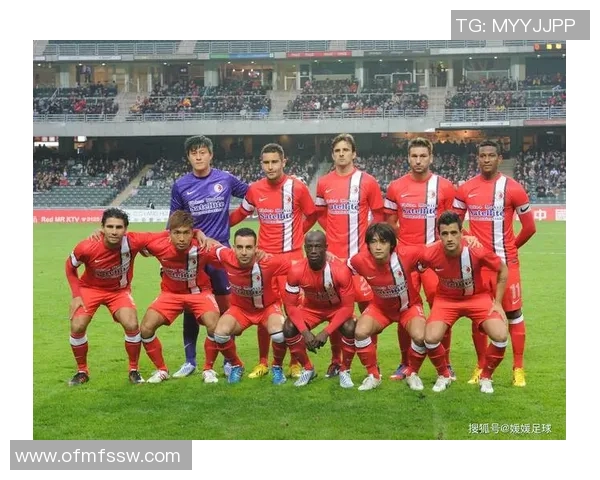 德累斯顿足球明星阵容全解析及其历史成就回顾 德累斯顿足球明星阵容全解析及其历史成就回顾