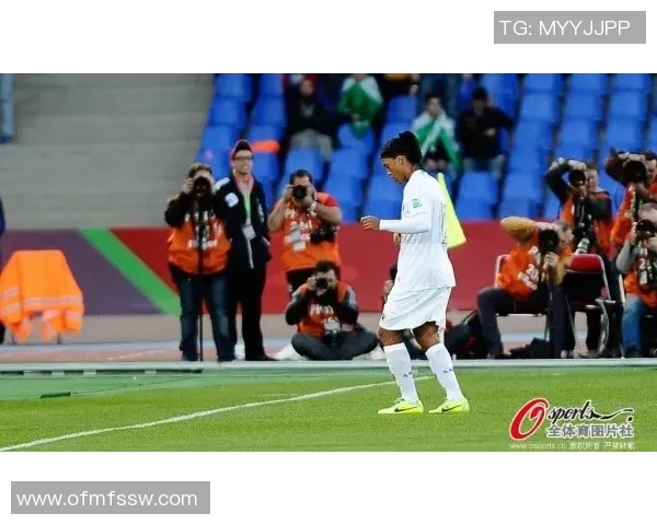 当今足球界的璀璨明星们如何影响全球体育文化与年轻一代的梦想 当今足球界的璀璨明星们如何影响全球体育文化与年轻一代的梦想