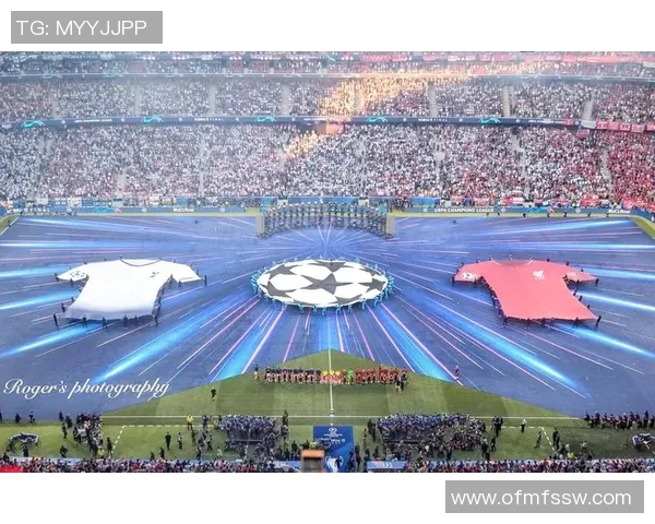 球场上的激情碰撞球迷与足球明星共谱热血传奇 球场上的激情碰撞球迷与足球明星共谱热血传奇